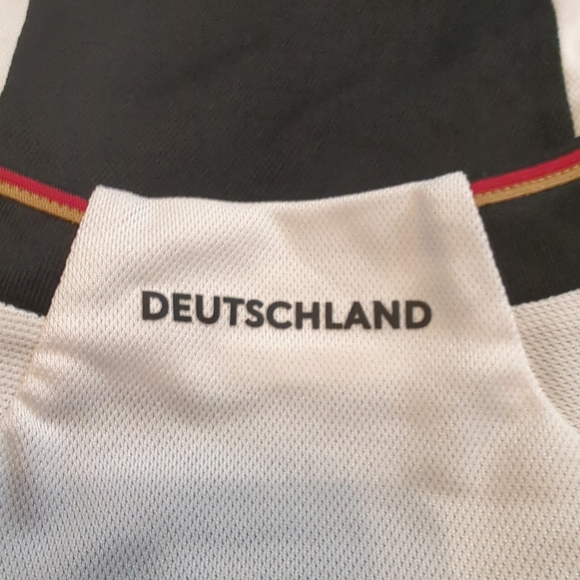 Kids Deutschland 2022 2023 home Sz 152 11-12Y Germany shirt jersey soccer kit - Picture 5 of 5